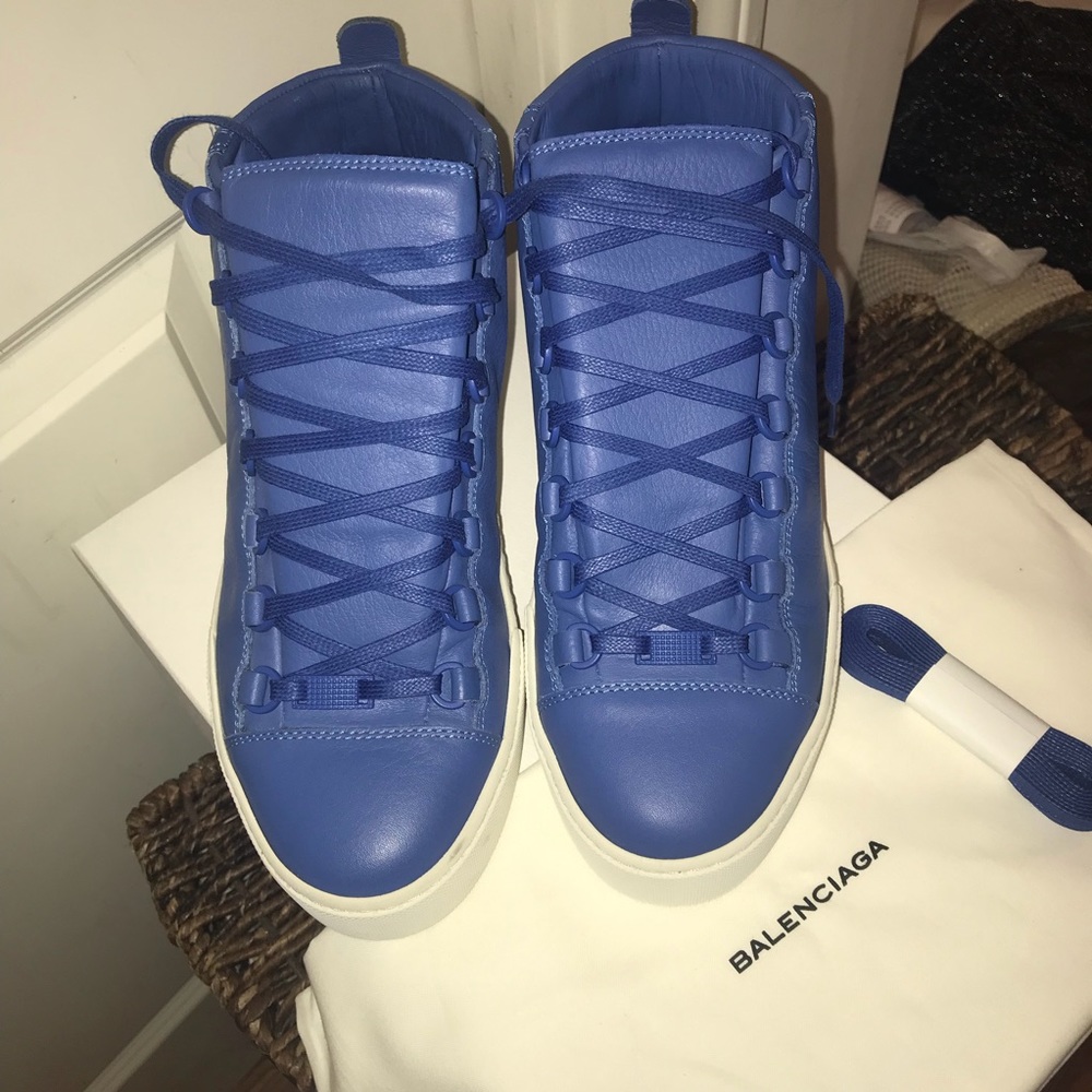NEW Balenciaga Arena Blue Leather Hi Top Sneakers - Picture 2 of 8